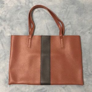 VINCE CAMUTO X FABFITFUN Luck Tote